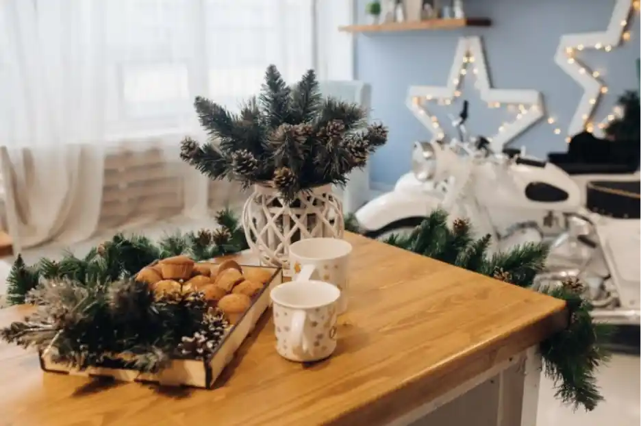 Add small local touches to your Christmas in Goa.