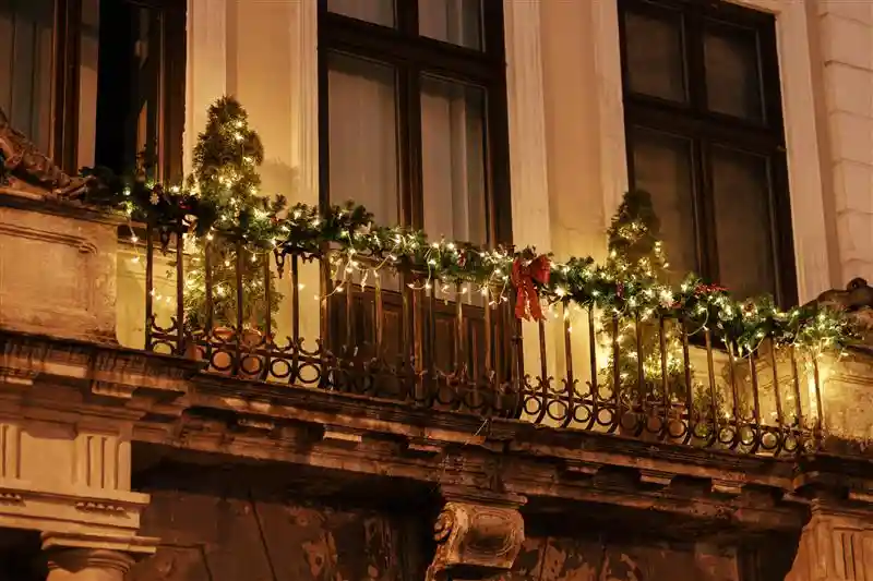 Christmas decor in the balcony of your home in Goa